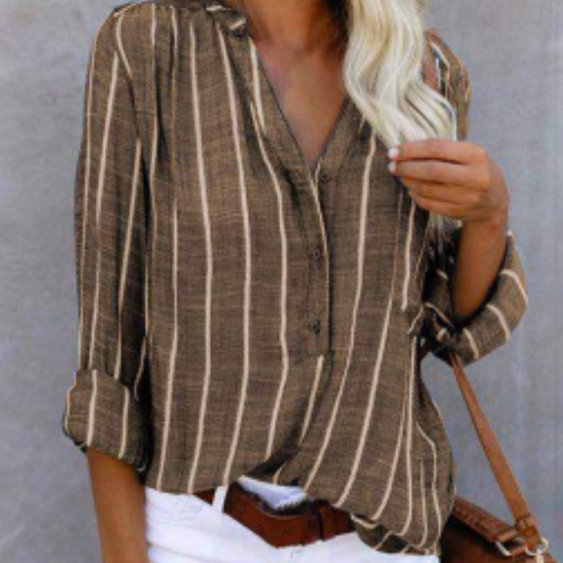 Effortlessly Elegant Shirt with a Timeless Design