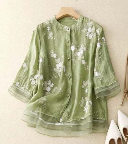 Effortlessly Elegant Shirt with a Timeless Design