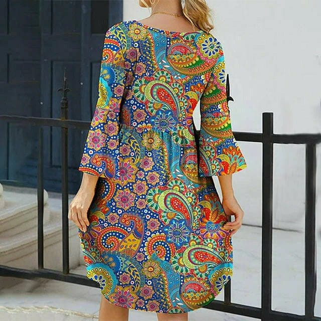 Sophisticated Dress with a Clean Classic Look