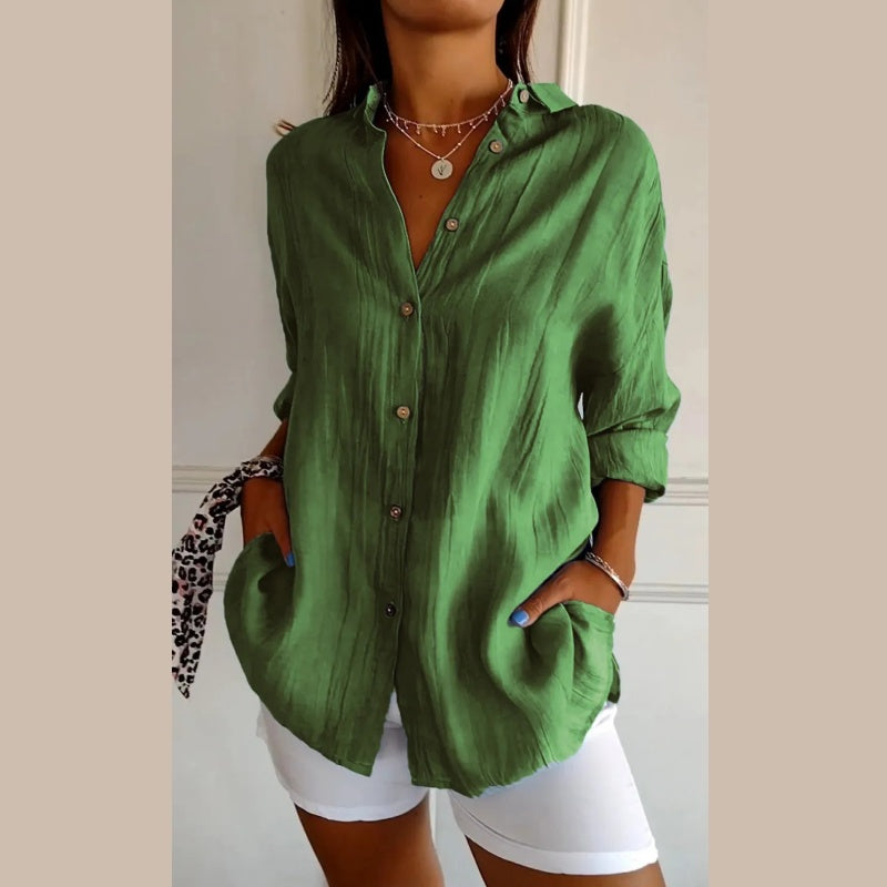 Classic Vintage Shirt with a Flattering Fit