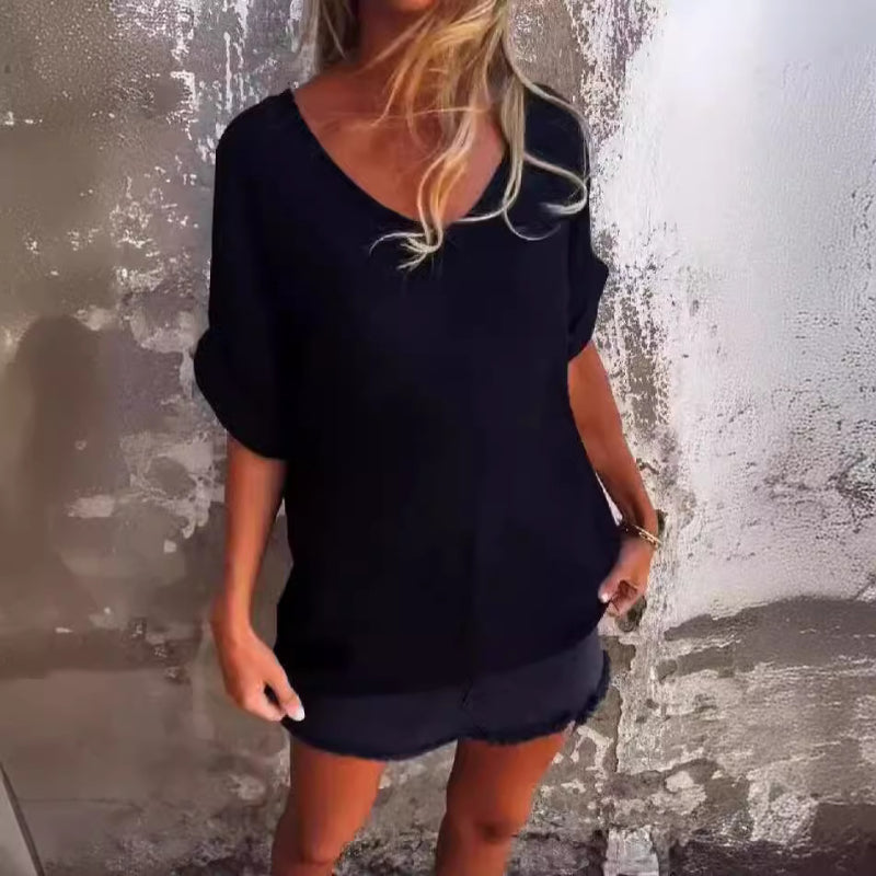 Beautifully Crafted T-Shirt in a Classic Style