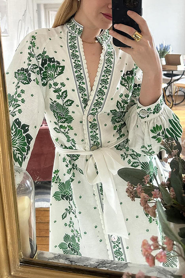 A Vintage Style Dress with Delicate Timeless Details