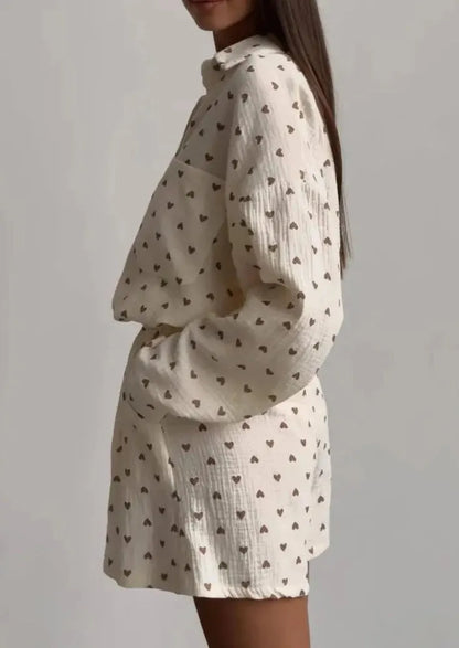 Effortlessly Elegant Shirt with a Timeless Design