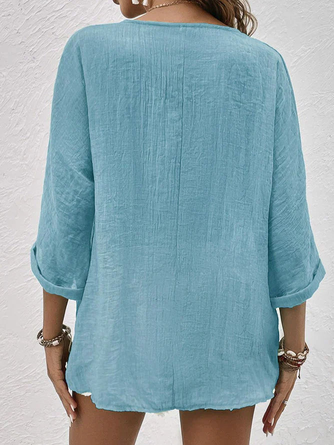 Well Tailored Shirt with a Graceful Silhouette