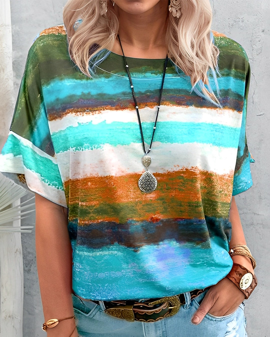 Classic Vintage T-Shirt with a Flattering Fit