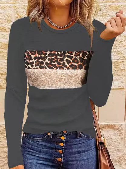 Well Tailored T-Shirt with a Graceful Silhouette
