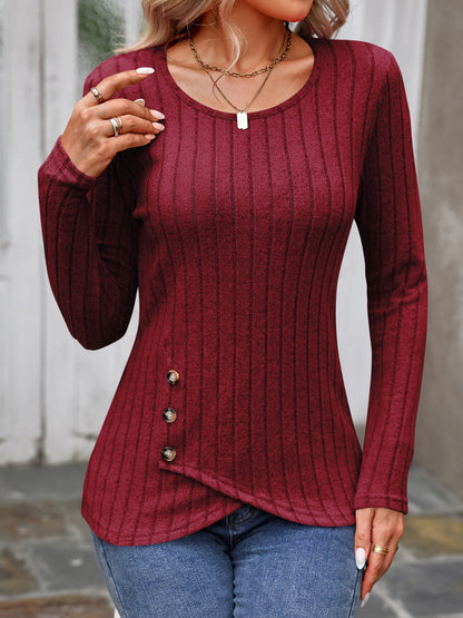 Effortlessly Elegant T-Shirt with a Timeless Design