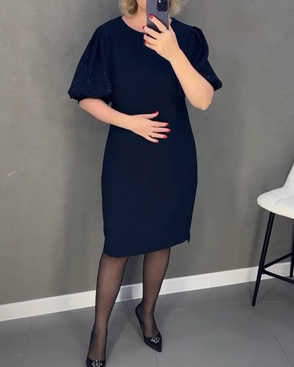 Classic Vintage & Enduringly Stylish Dress
