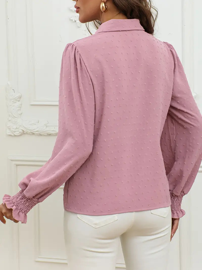 Beautifully Crafted Blouse in a Classic Style