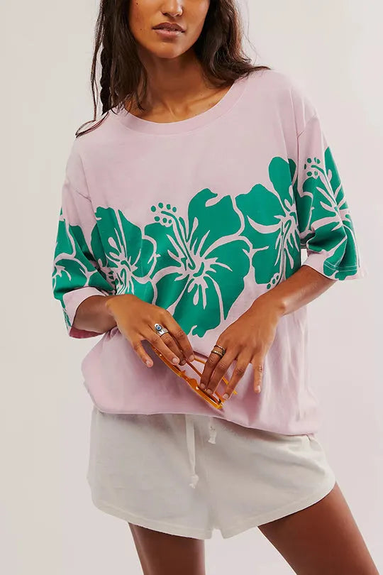 Well Tailored T-Shirt with a Graceful Silhouette