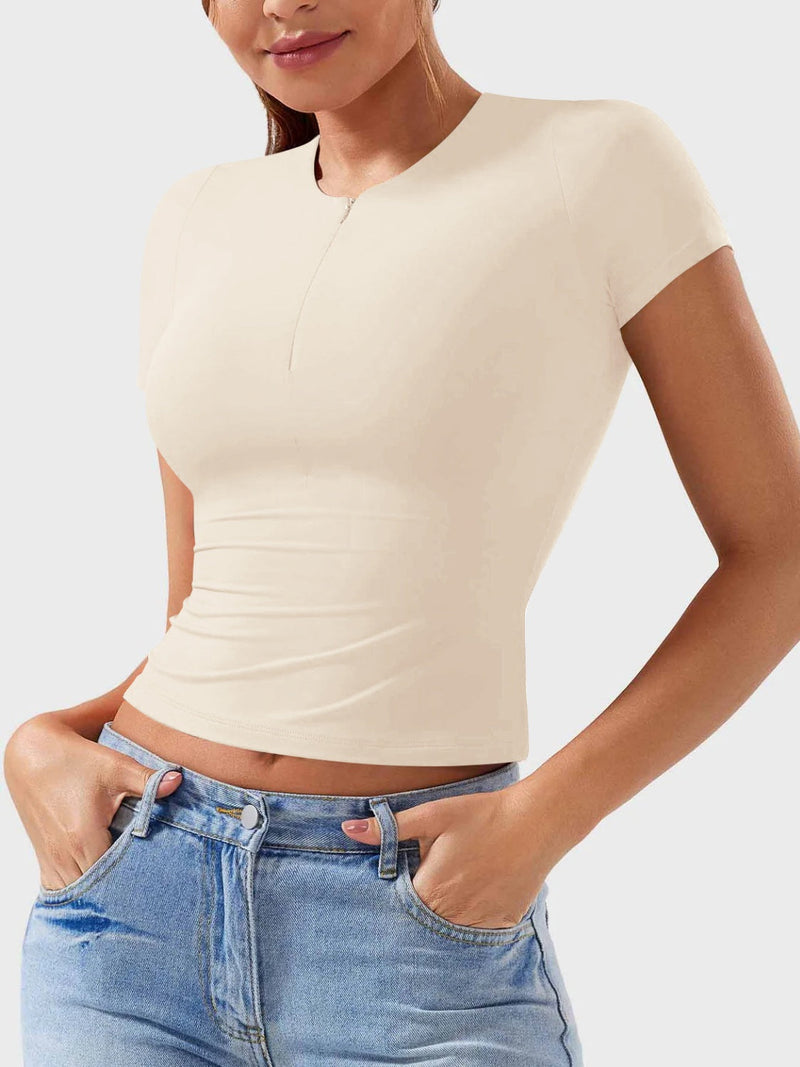 Well Tailored T-Shirt with a Graceful Silhouette