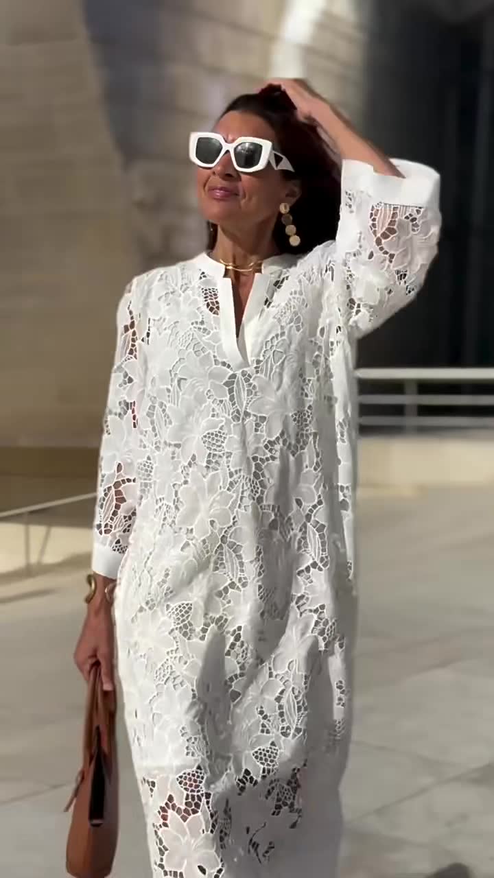 Sophisticated Dress with a Clean Classic Look