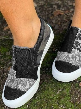 Beautifully Crafted Orthopedic Sneakers