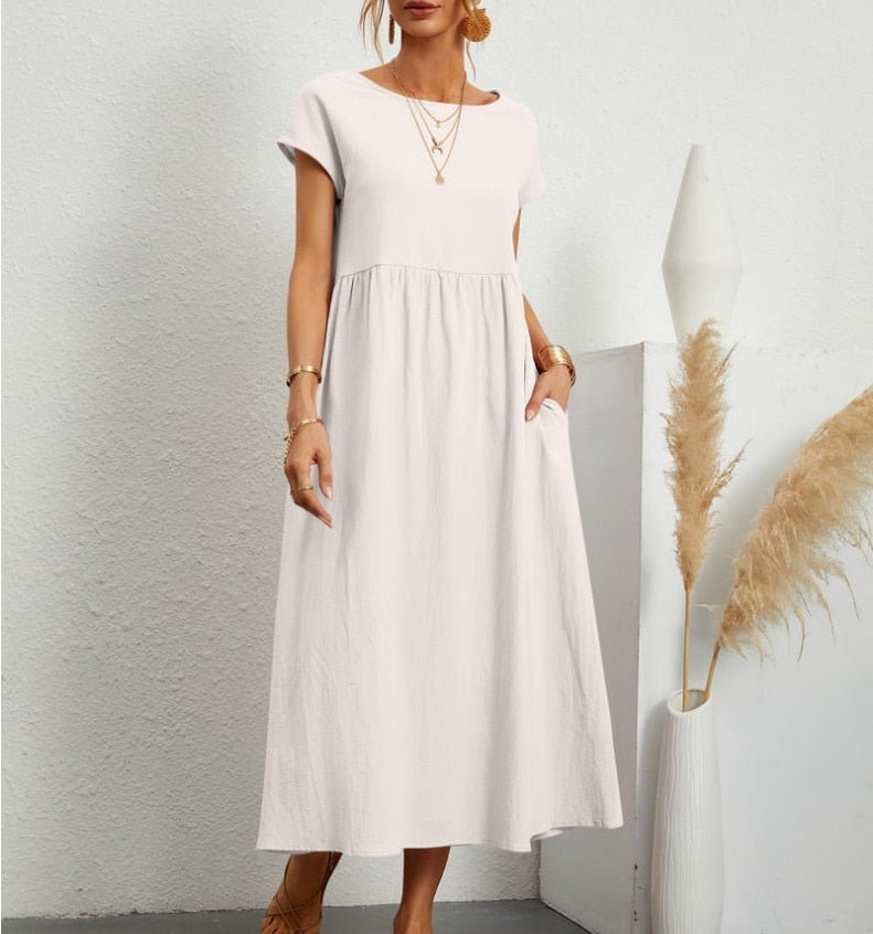 Sophisticated Dress with a Clean Classic Look