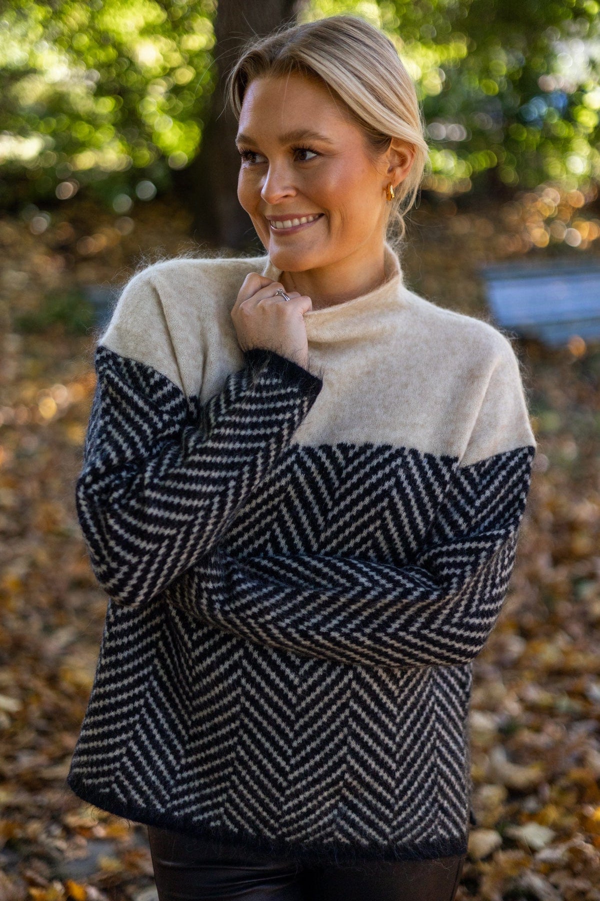 Gracefully Styled Blouse for Any Occasion