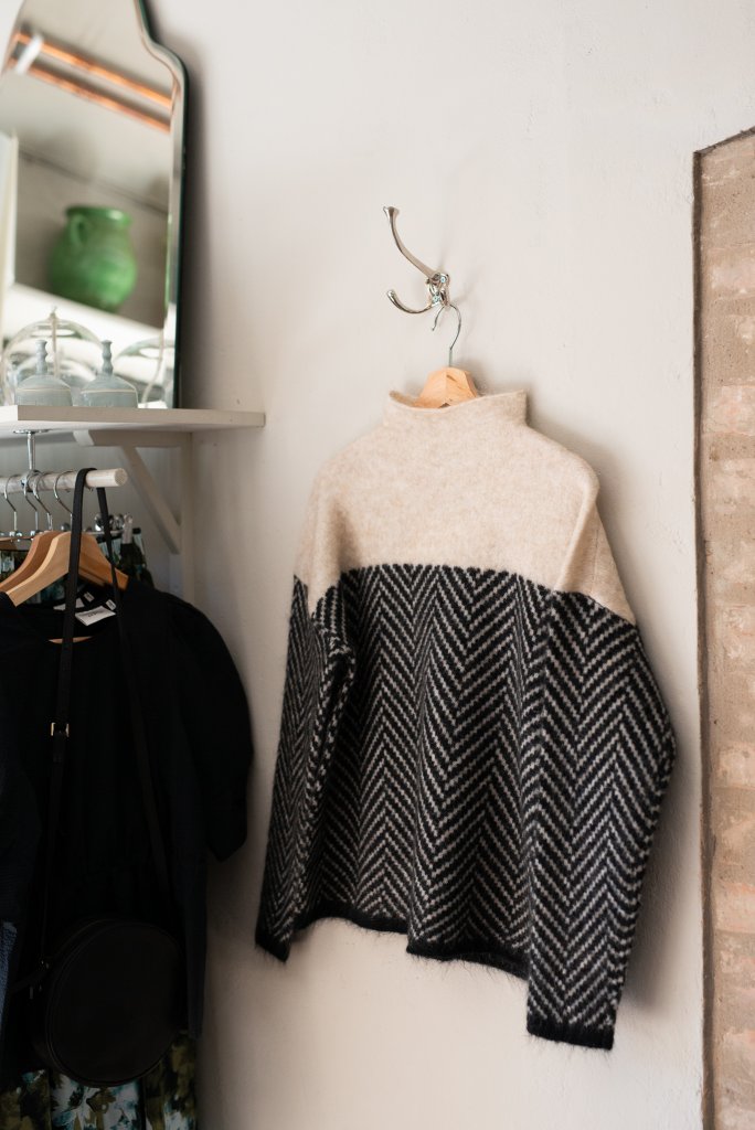 Gracefully Styled Blouse for Any Occasion
