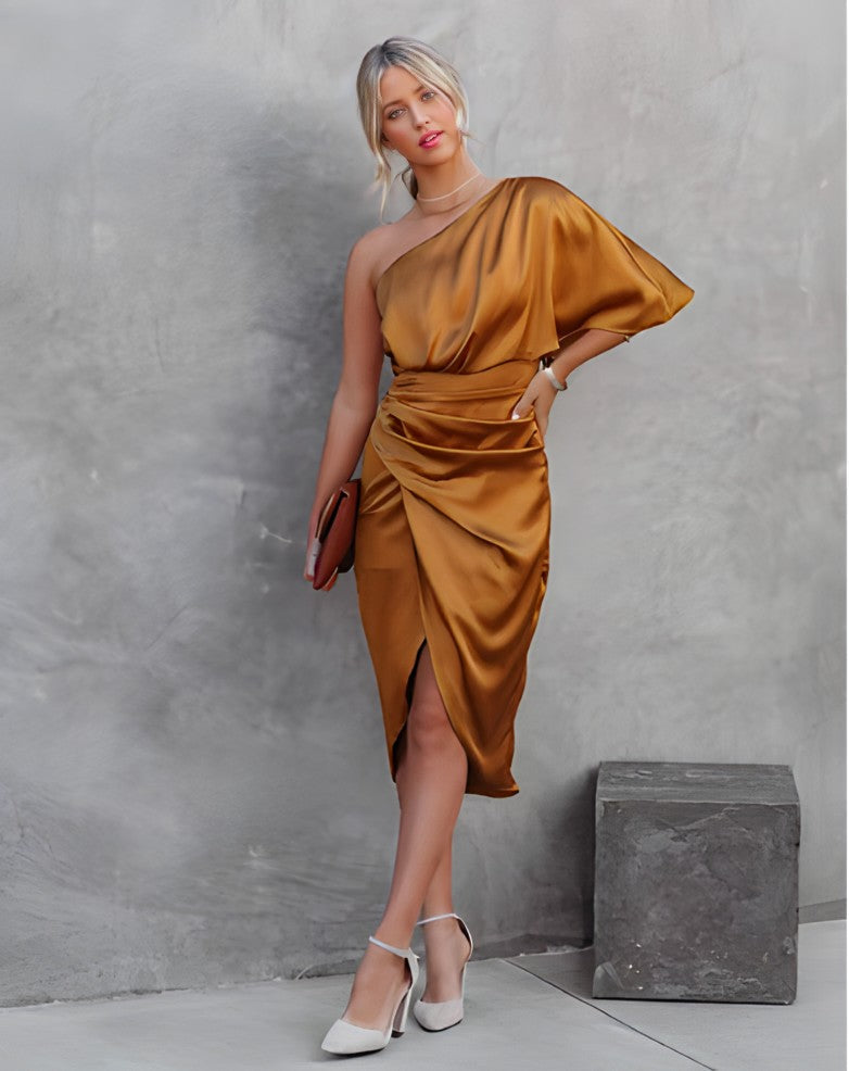 Effortlessly Elegant Dress with a Timeless Design