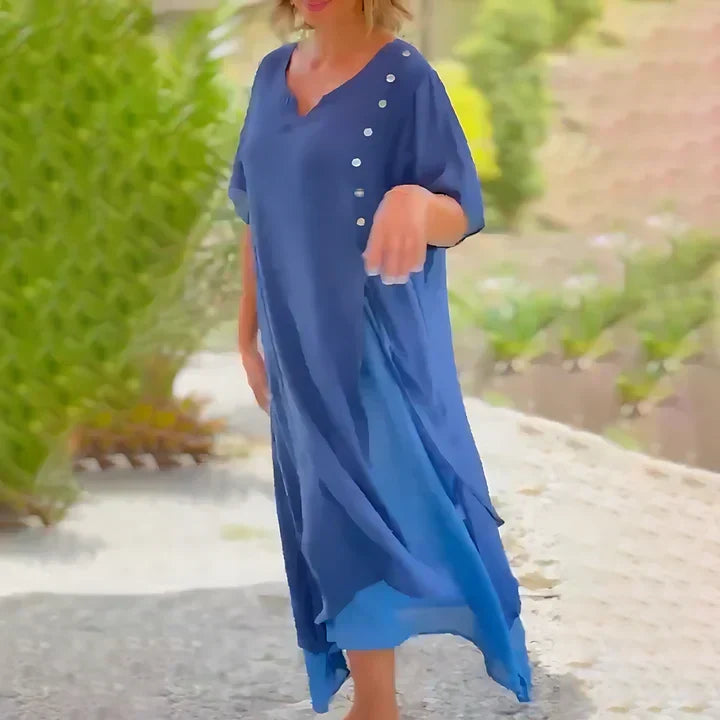 Classic Vintage Dress with a Flattering Fit