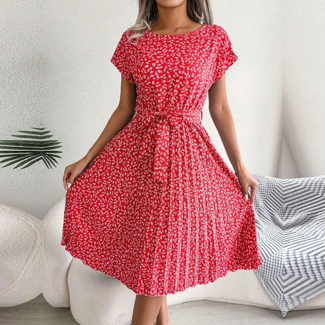 Classic Vintage Dress with a Flattering Fit