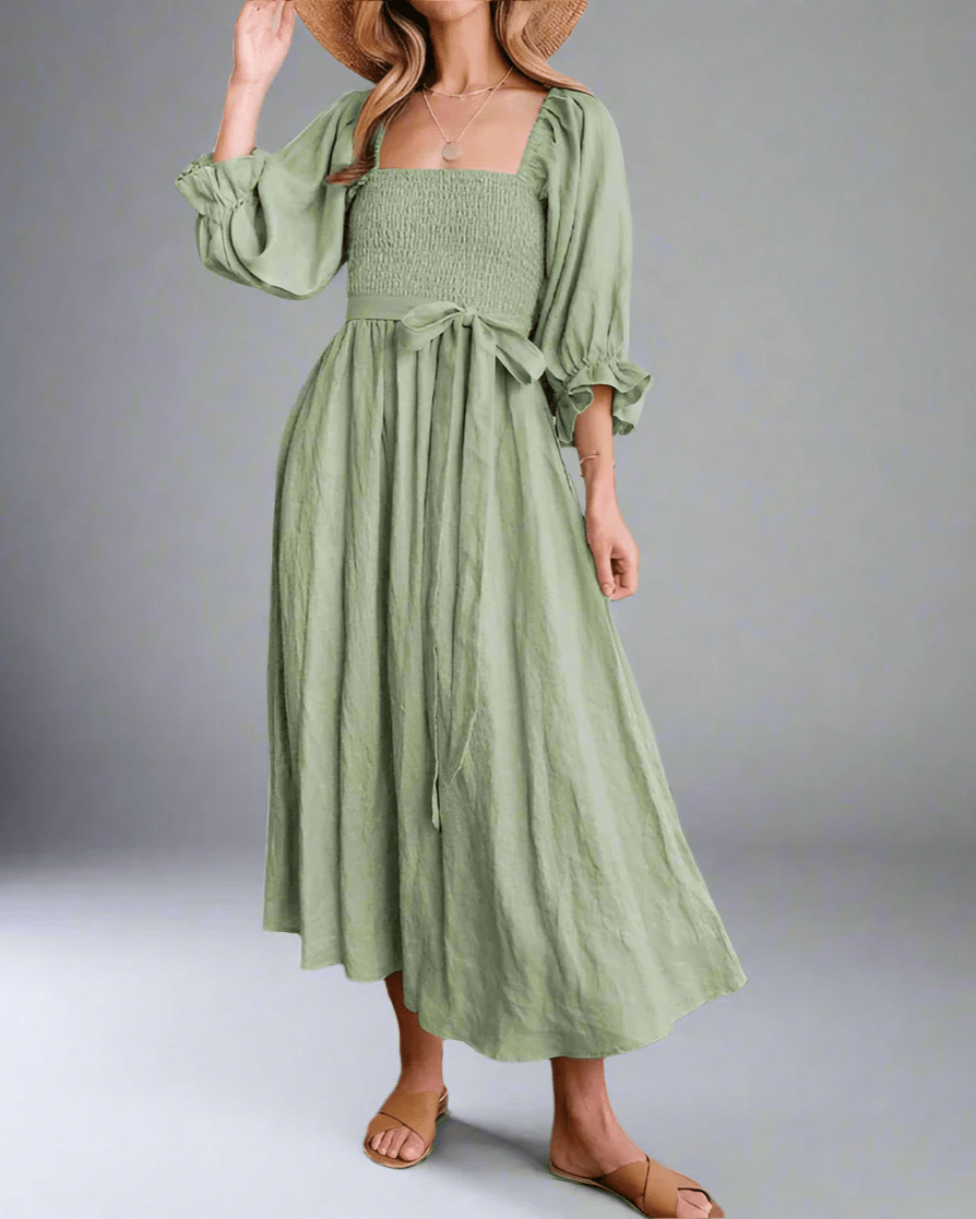 Effortlessly Elegant Dress with a Timeless Design