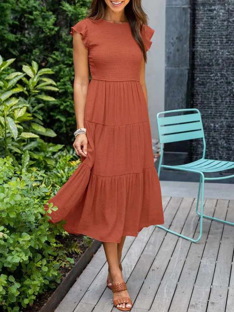 Beautifully Finished Dress in a Timeless Design