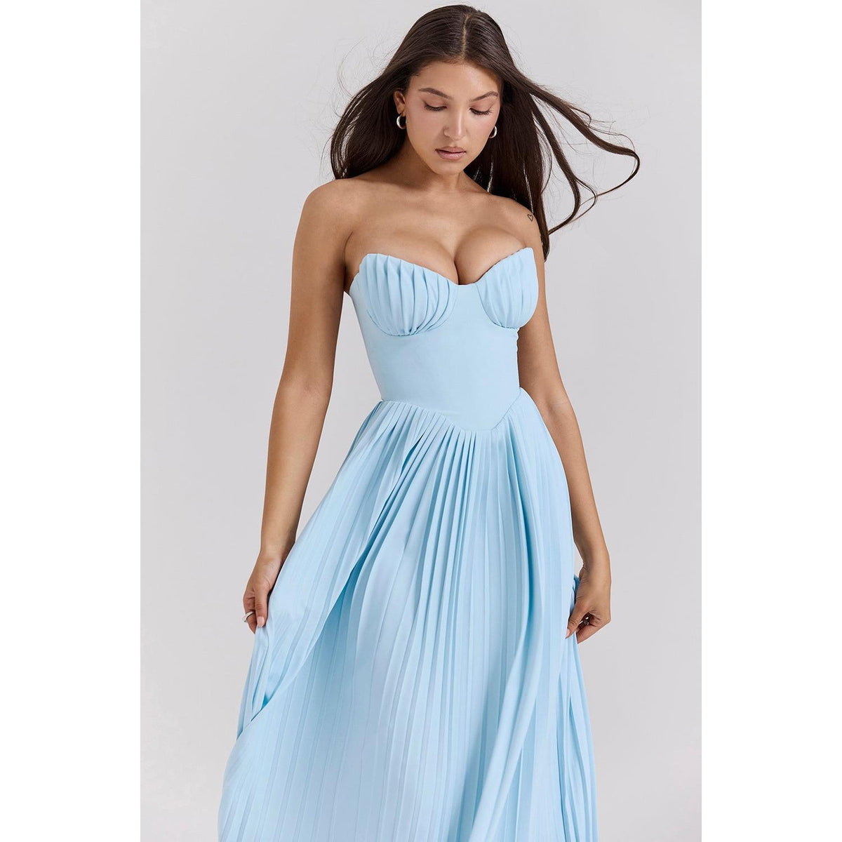 Gracefully Styled Dress for Any Occasion