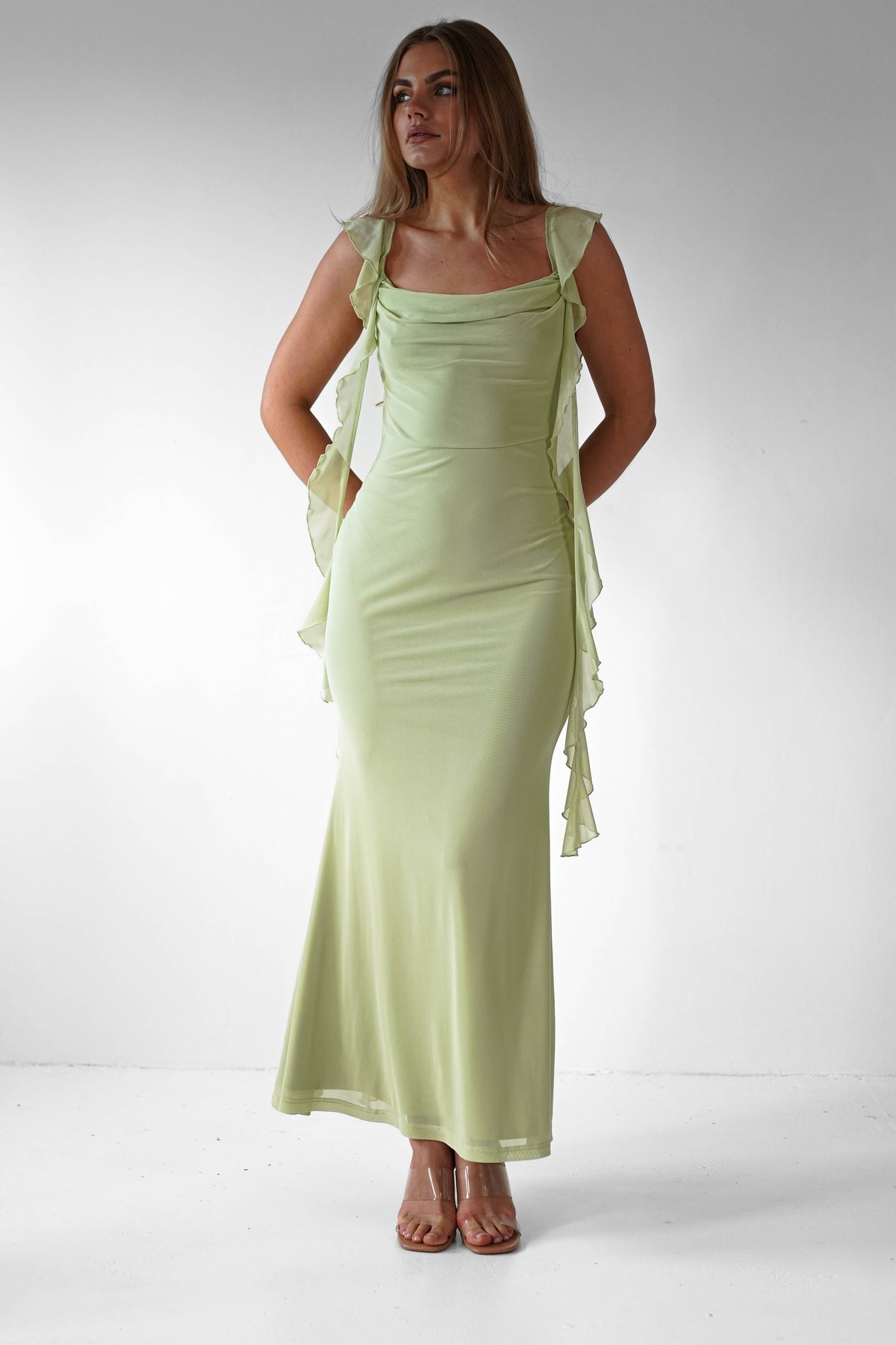 Beautifully Crafted Dress in a Classic Style