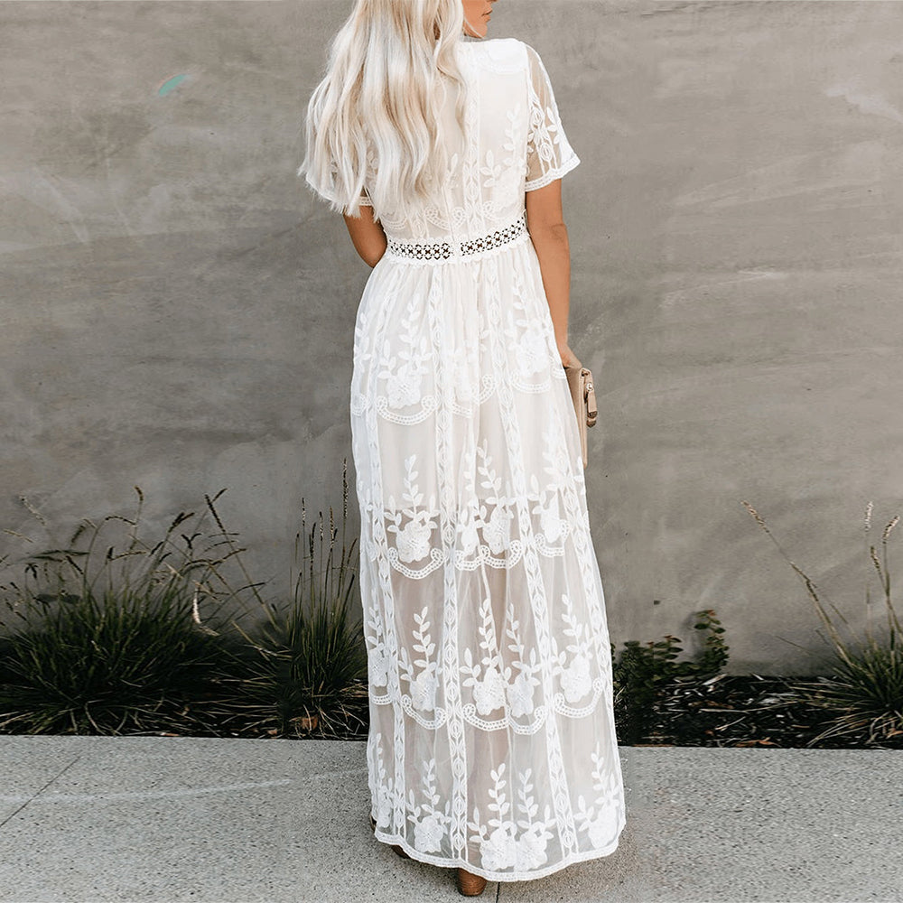 Beautifully Crafted Dress in a Classic Style