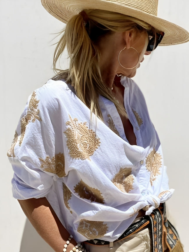 Elegantly Styled Blouse for Everyday Wear