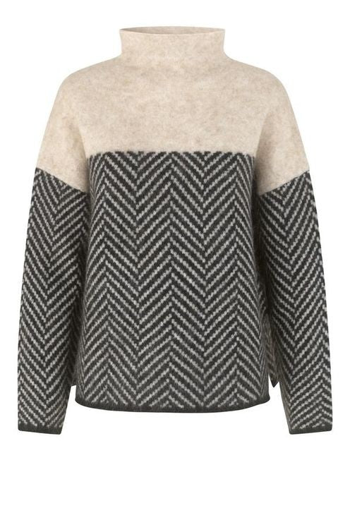 Gracefully Styled Blouse for Any Occasion