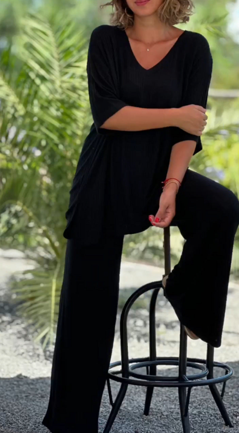 Effortlessly Elegant Blouse with a Timeless Design