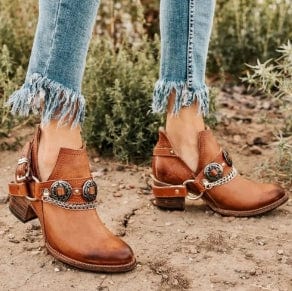 Chic Orthopedic Shoes with Unique Design