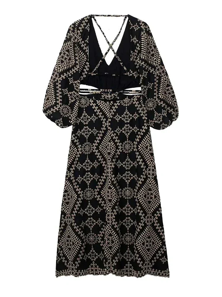 Sophisticated Dress with a Clean Classic Look