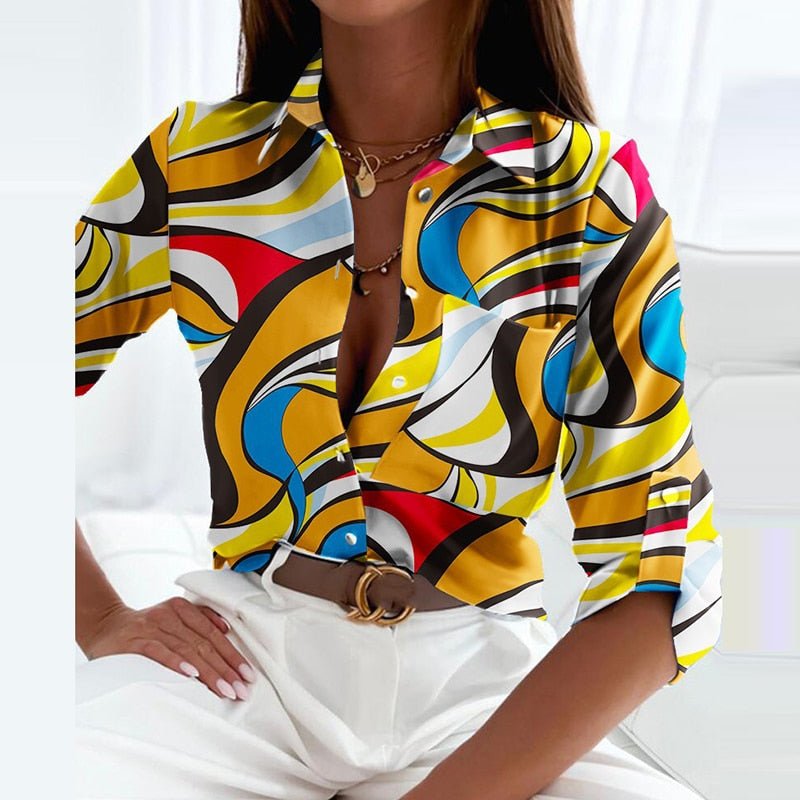 Well Tailored Blouse with a Graceful Silhouette